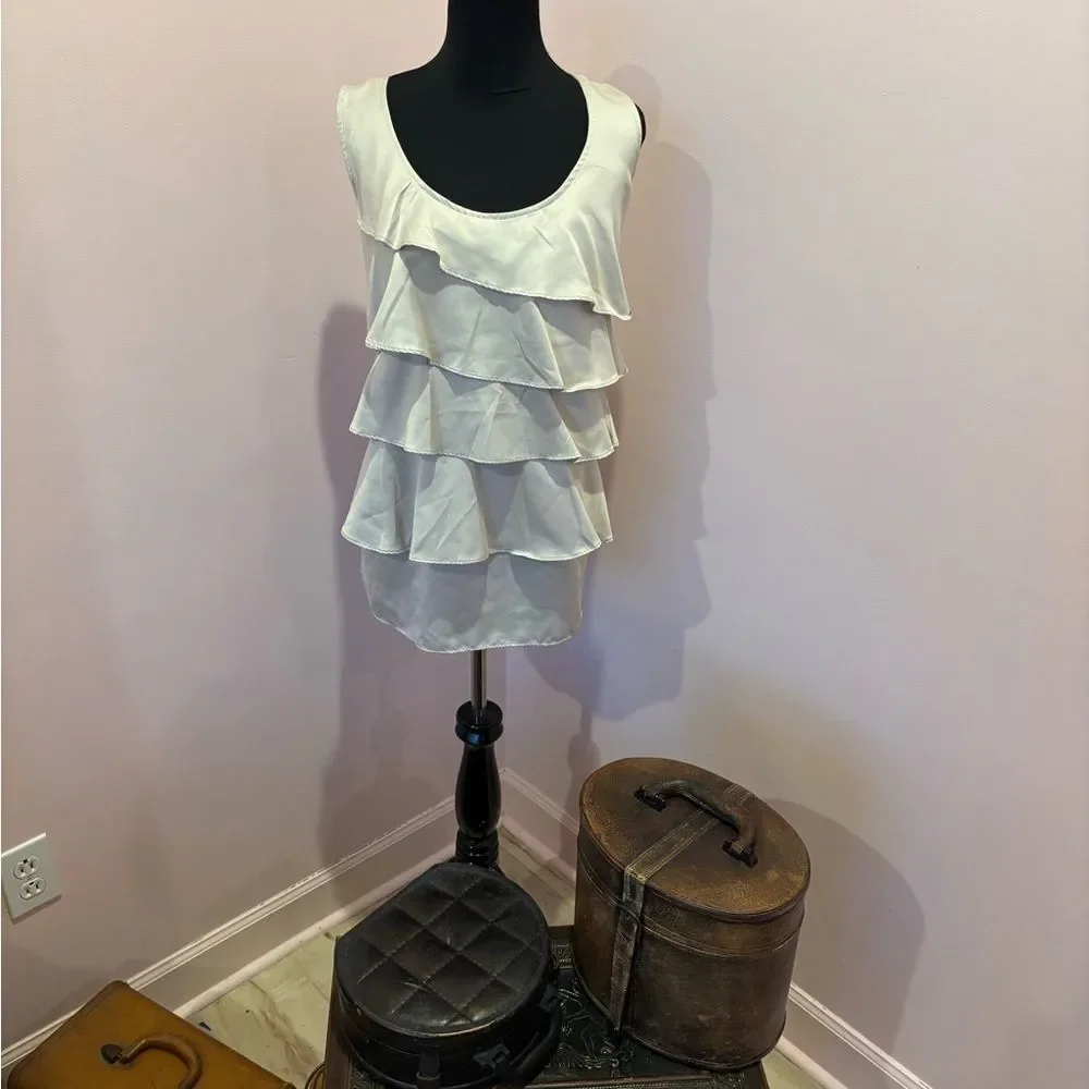 GAP Silver Layered Ruffle Tank Top - Picture 2 of 5